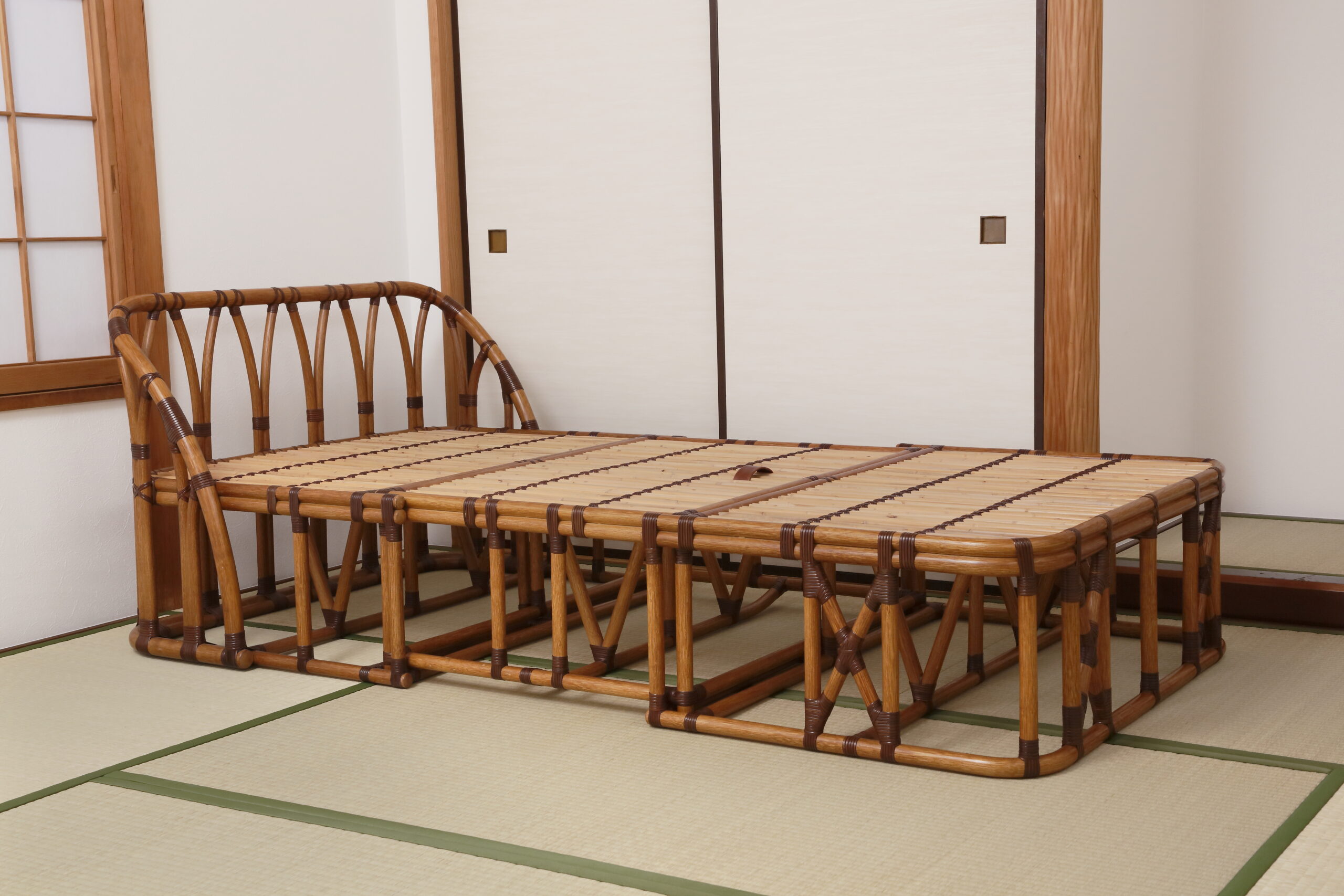三分割式 健康ベッドイメージ